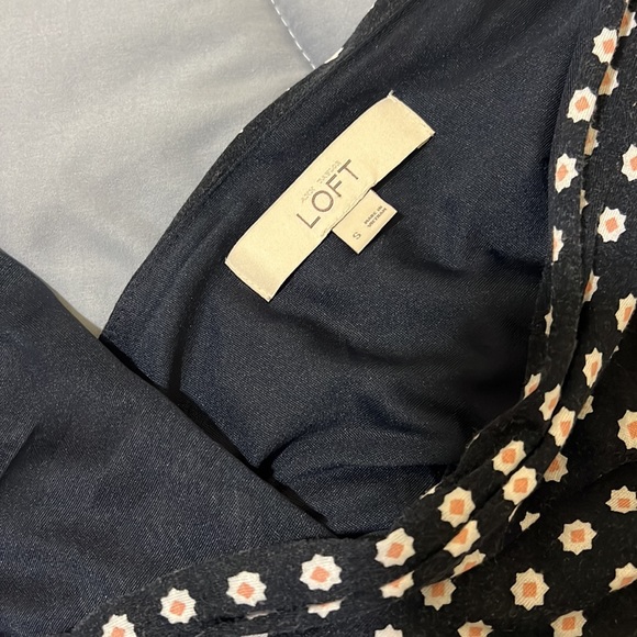 Ann Taylor Loft Dress, Dark Navy, White & Soft Peach. - Picture 10 of 10